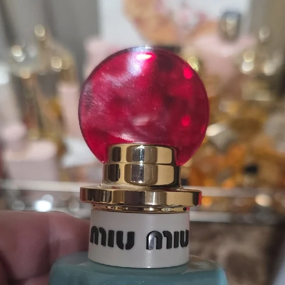 Miu Miu Eau de Parfum - Red and Gray - Picture 5 of 5